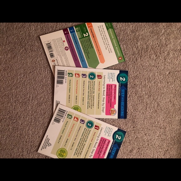 Lot of 3 books (Barbie & Strawberry Shortcake) - Picture 2 of 2